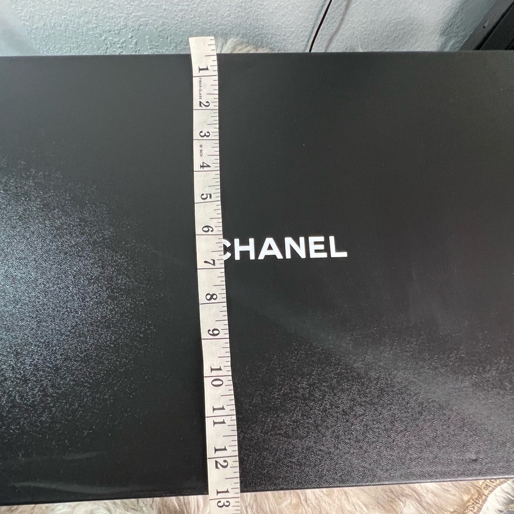 CHANEL shoe empty box - Picture 4 of 12